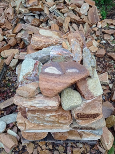 Златолит жёлтый, жёлто-зелёный глыбки и валуны для ланшафтного дизайна купить в Республике Алтай