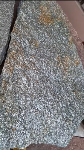 Плитняк златолит серебристый для цоколя, отмостки купить в Республике Алтай