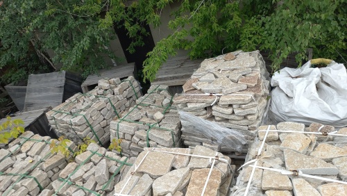 Гранитный плитняк галтованный для парковки купить в Республике Алтай