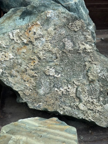 Ландшафтные глыбы зелёные 200-500 килограмм купить в Республике Алтай