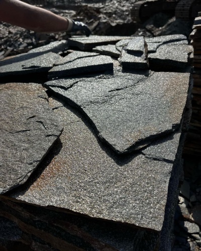 Плитняк златолит серебристый для фасада купить в Республике Алтай